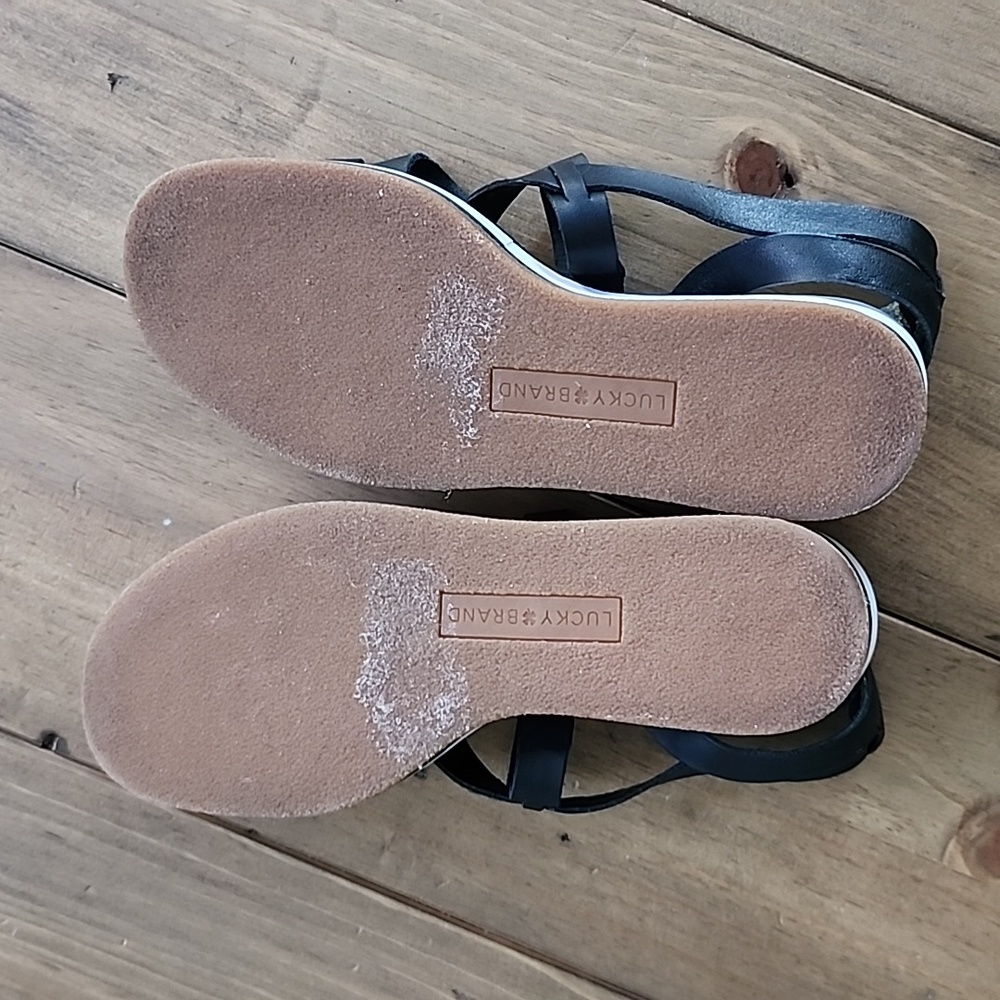 Lucky Brand Black Leather Strappy Sandal size 6 - Picture 8 of 14